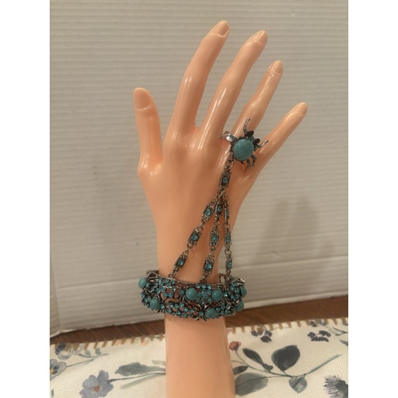 Source Unknown Jewelry - Vintage Bluestone Faux Turquoise Silver Tone Spider Slave Bracelet Sizable Ring